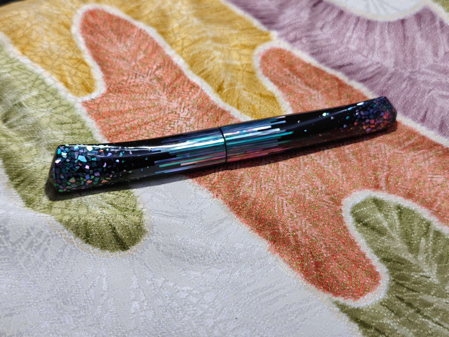 Ebonite Raden Dorsal Fin Fountain Pen Barrel