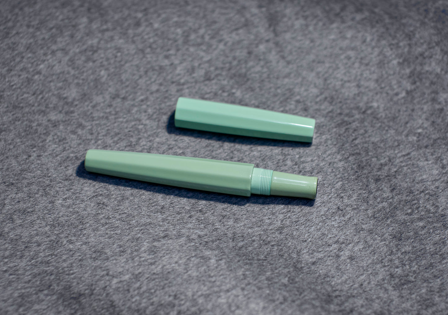 Ebonite Green Urushi Octagonal Fountain Pen Barrel, compatible with Sailor 1911L/Progear nibs.(with flaws)