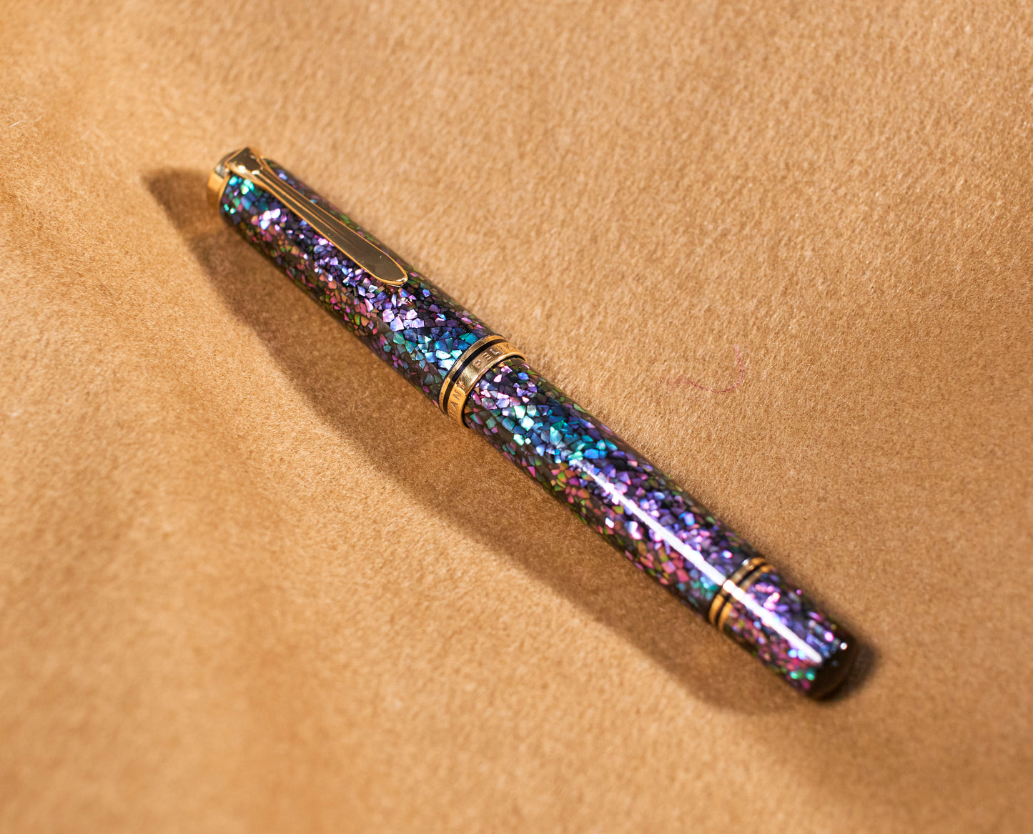 Pelikan M1000 Black Urushi with Raden（Aogai）