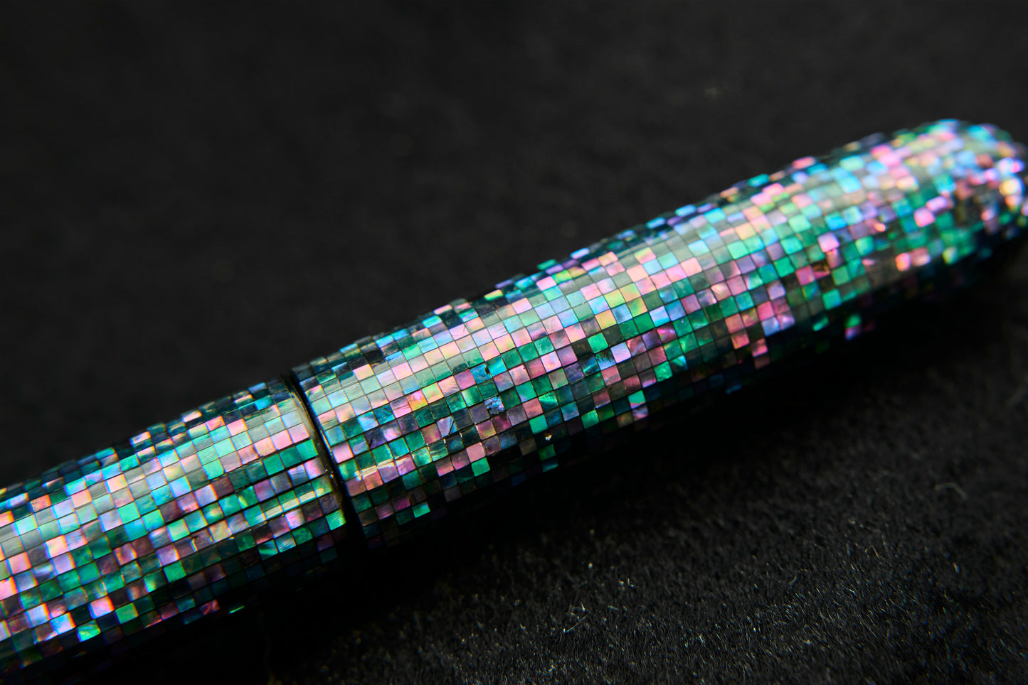 Ebonite Barrel with Mosaic Raden