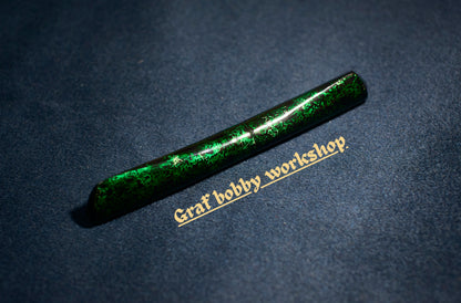 Ebonite/Ebony Red&Green Gem Sand  Dorsal Fin Fountain Pen Barrel