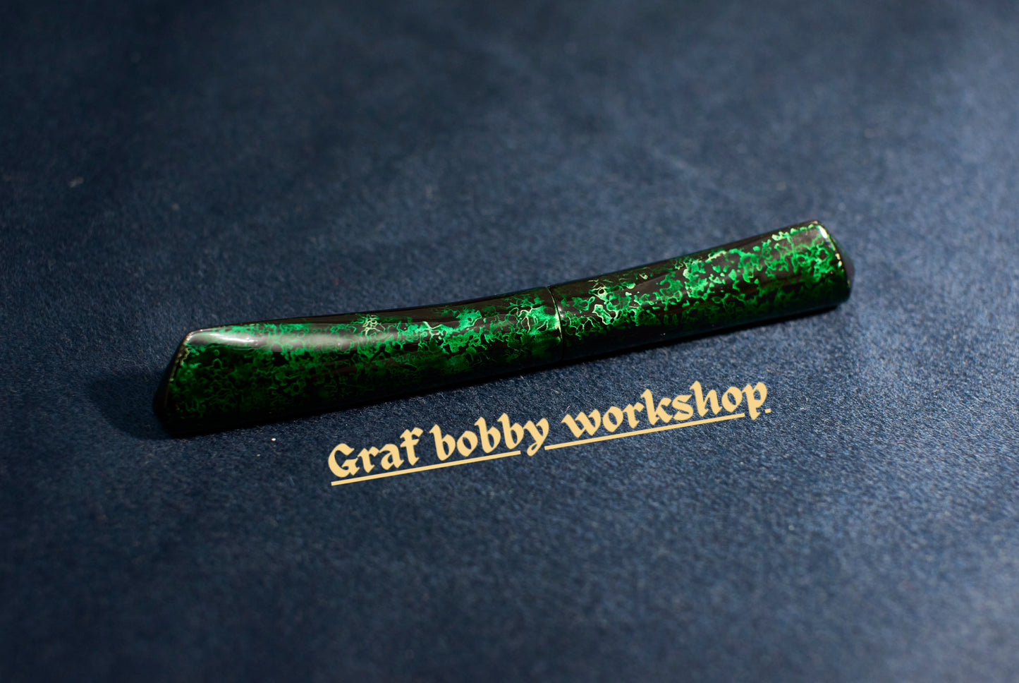 Ebonite/Ebony Red&Green Gem Sand  Dorsal Fin Fountain Pen Barrel