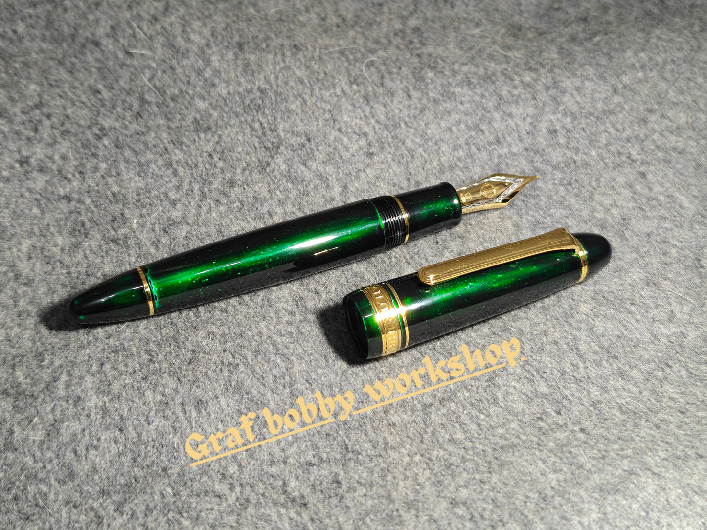Sailor ProGear/1911L/King of Pen Green Gem Sand